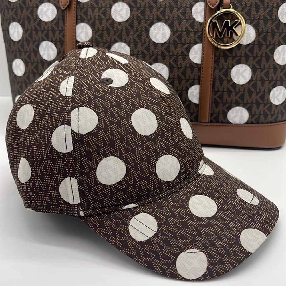 Michael Kors Women's Baseball Cap Hat Adjustable OS Chocolate BROWN DOTS
NWT - Picture 2 of 16